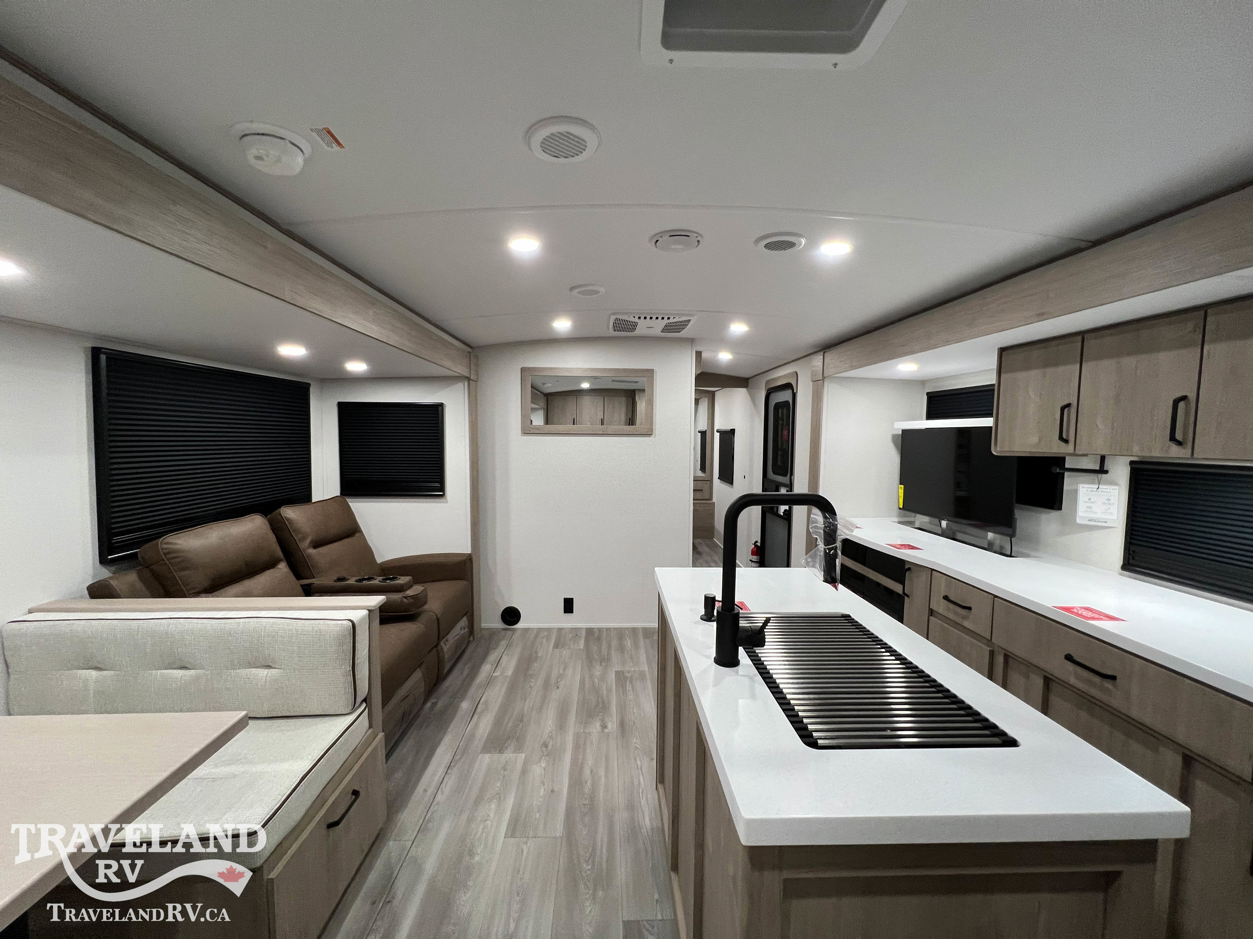 2026 Grand Design Imagine 2670MK - Image 4