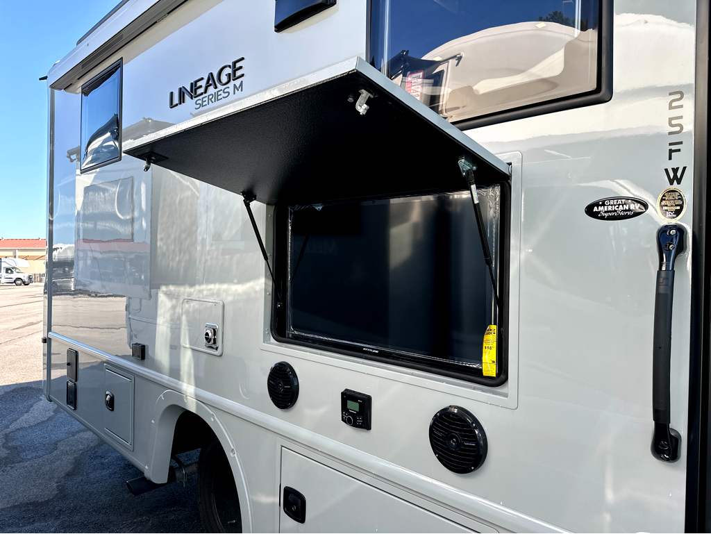 2027 Grand Design Lineage Series M 25FW - Image 6
