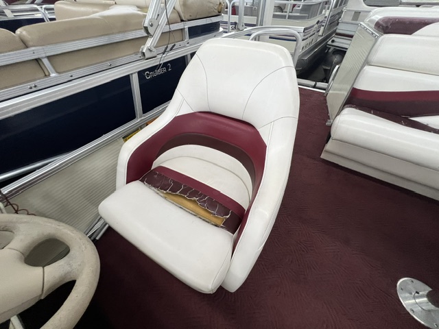 2002 LOWE SUNCRUISER TR220 - Image 14