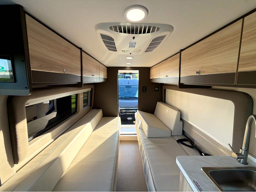 2027 ENTEGRA COACH ETHOS 20T - Image 14