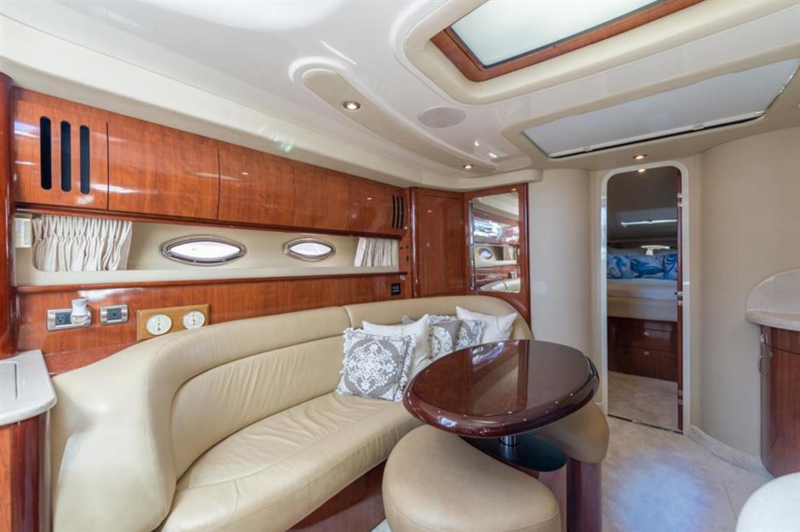 2004 Sea Ray 420 Sundancer - Image 10