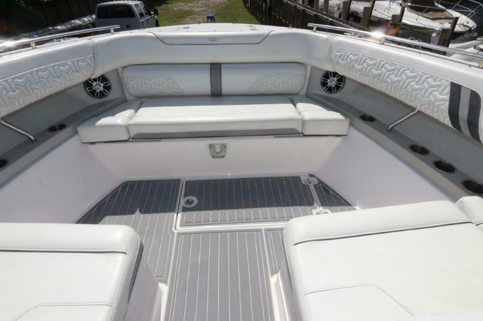 2022 Regal LX36 - Image 14