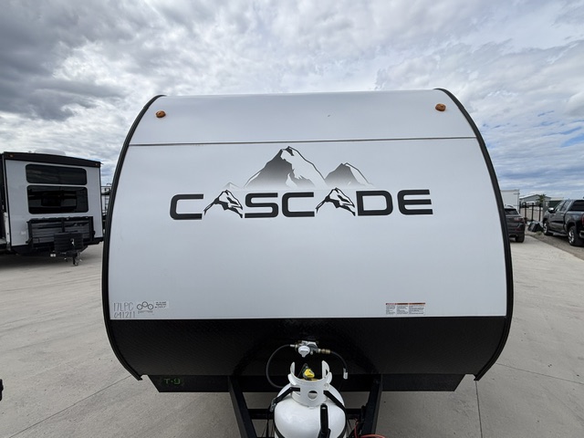 2026 CHEROKEE CASCADE 17LP - Image 4