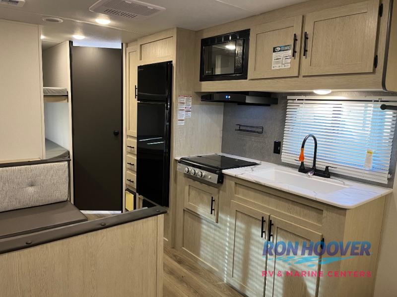 2026 COACHMEN 5260BH - Image 2