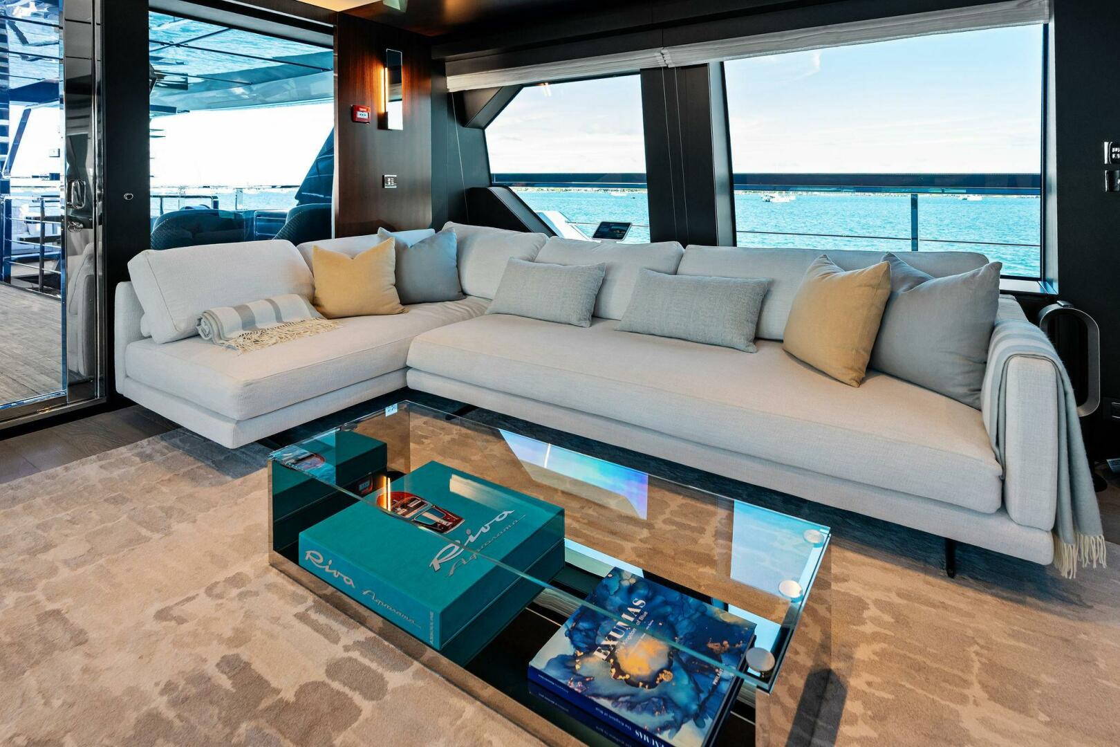 2025 Riva Bellissima - Image 43