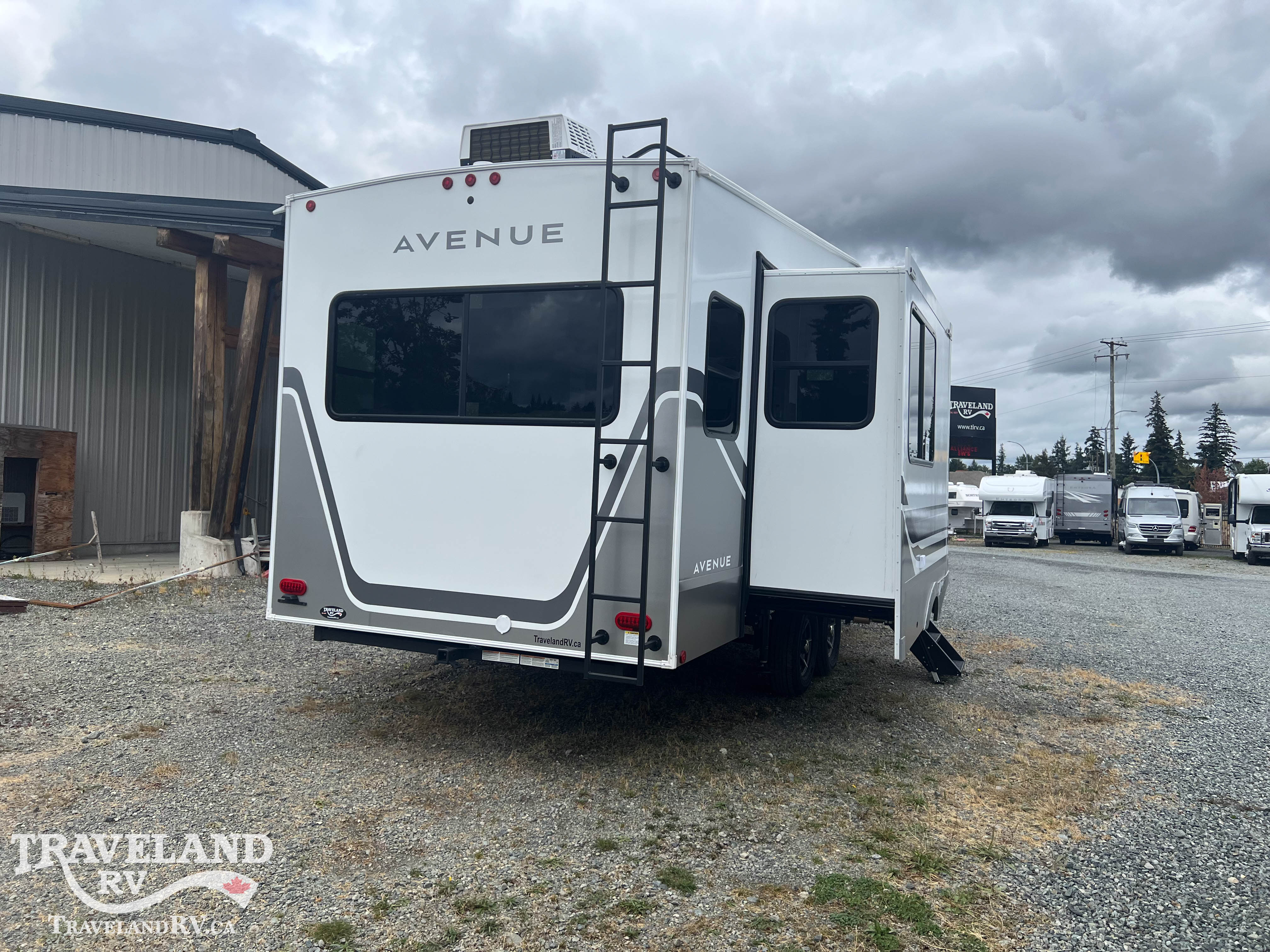 2027 Alliance RV Avenue 25RL - Image 8