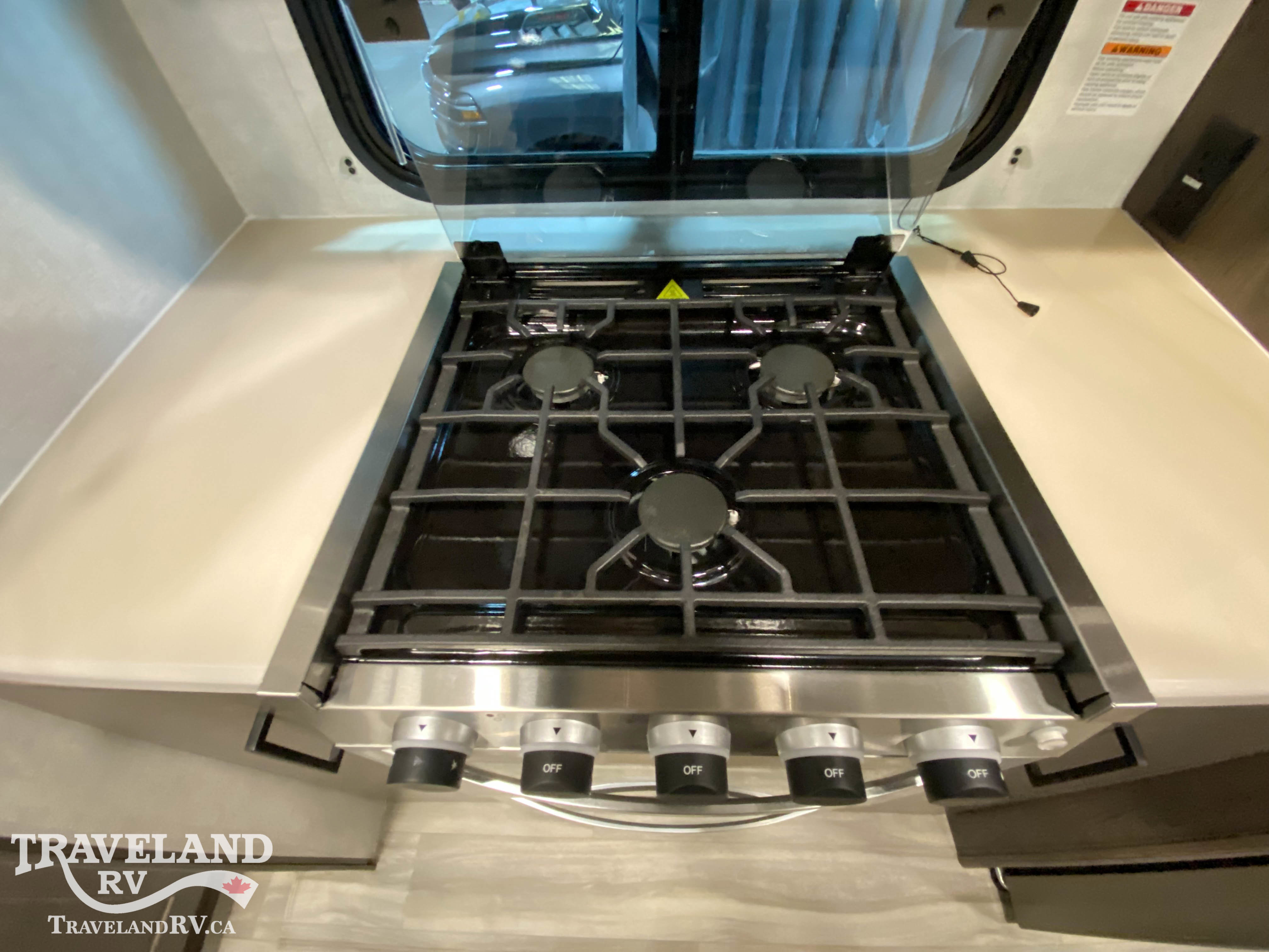 2022 Alliance RV Valor 36V11 - Image 12