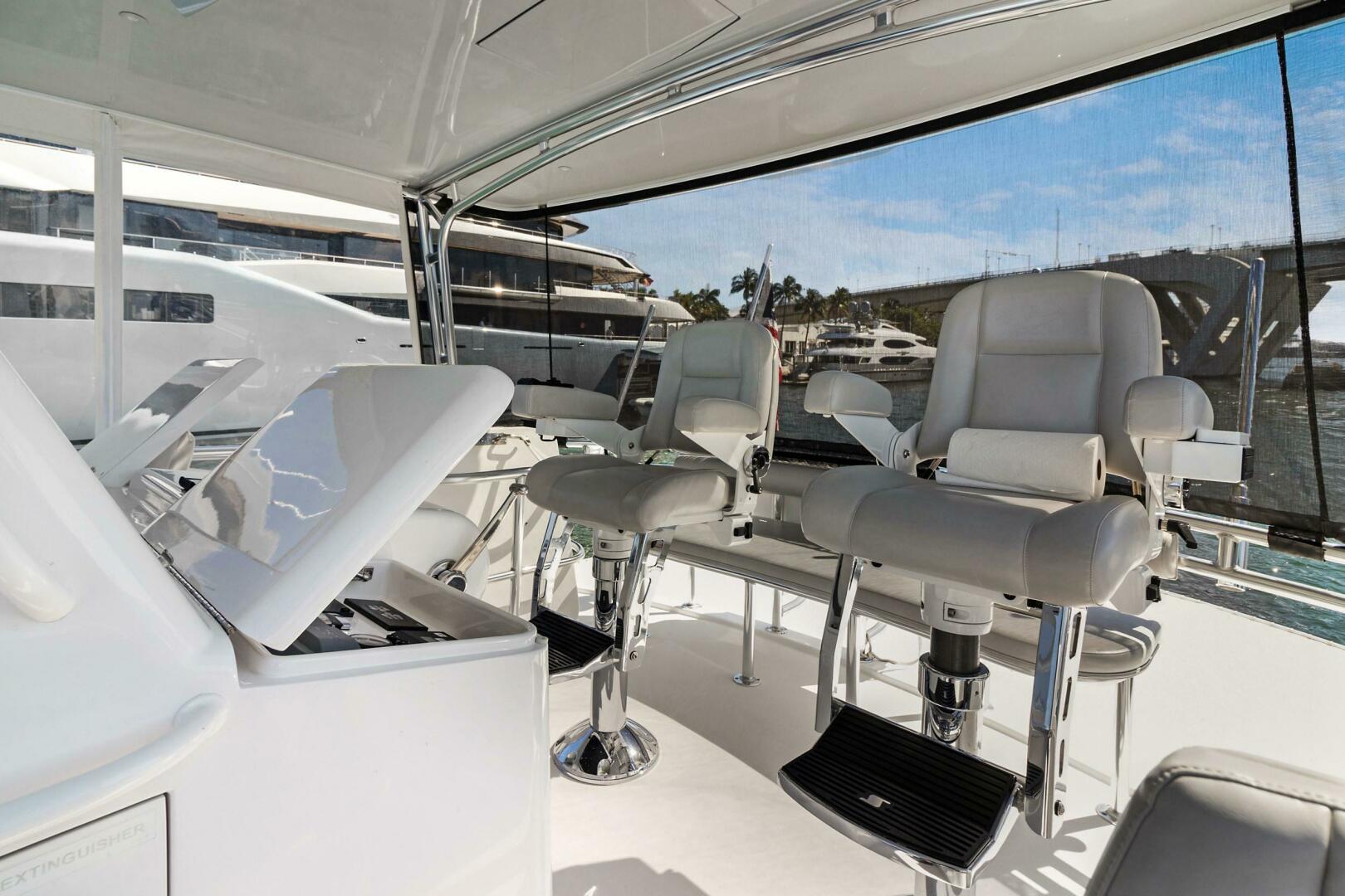 2016 Hatteras GT63 - Image 26