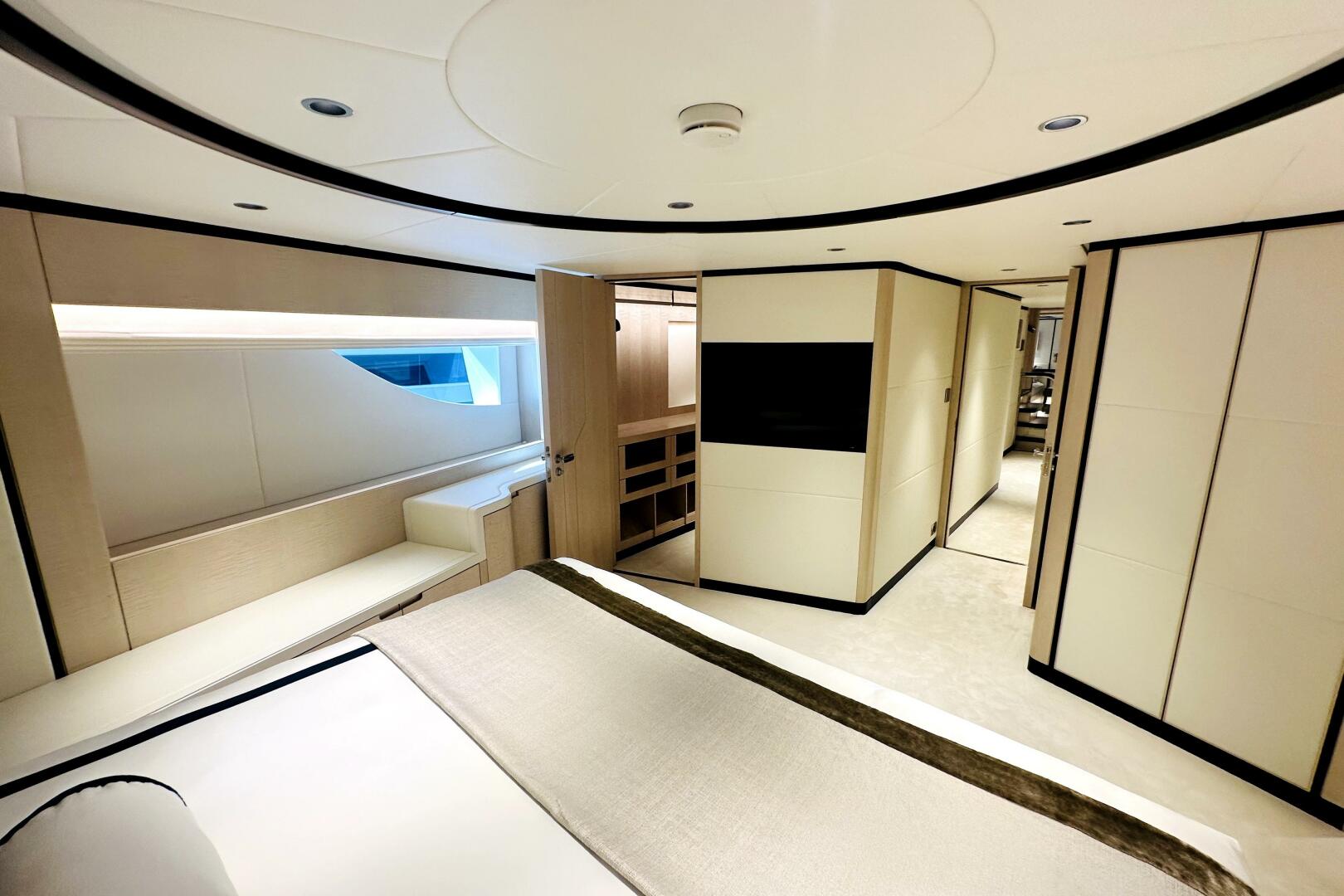 2024 Majesty Yachts 120 - Image 23