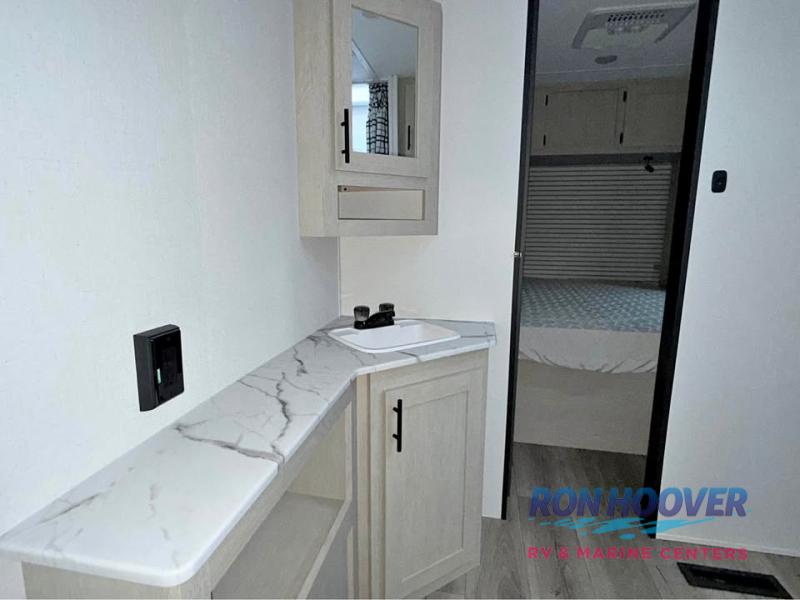 2026 FOREST RIVER SHASTA 533BH - Image 13