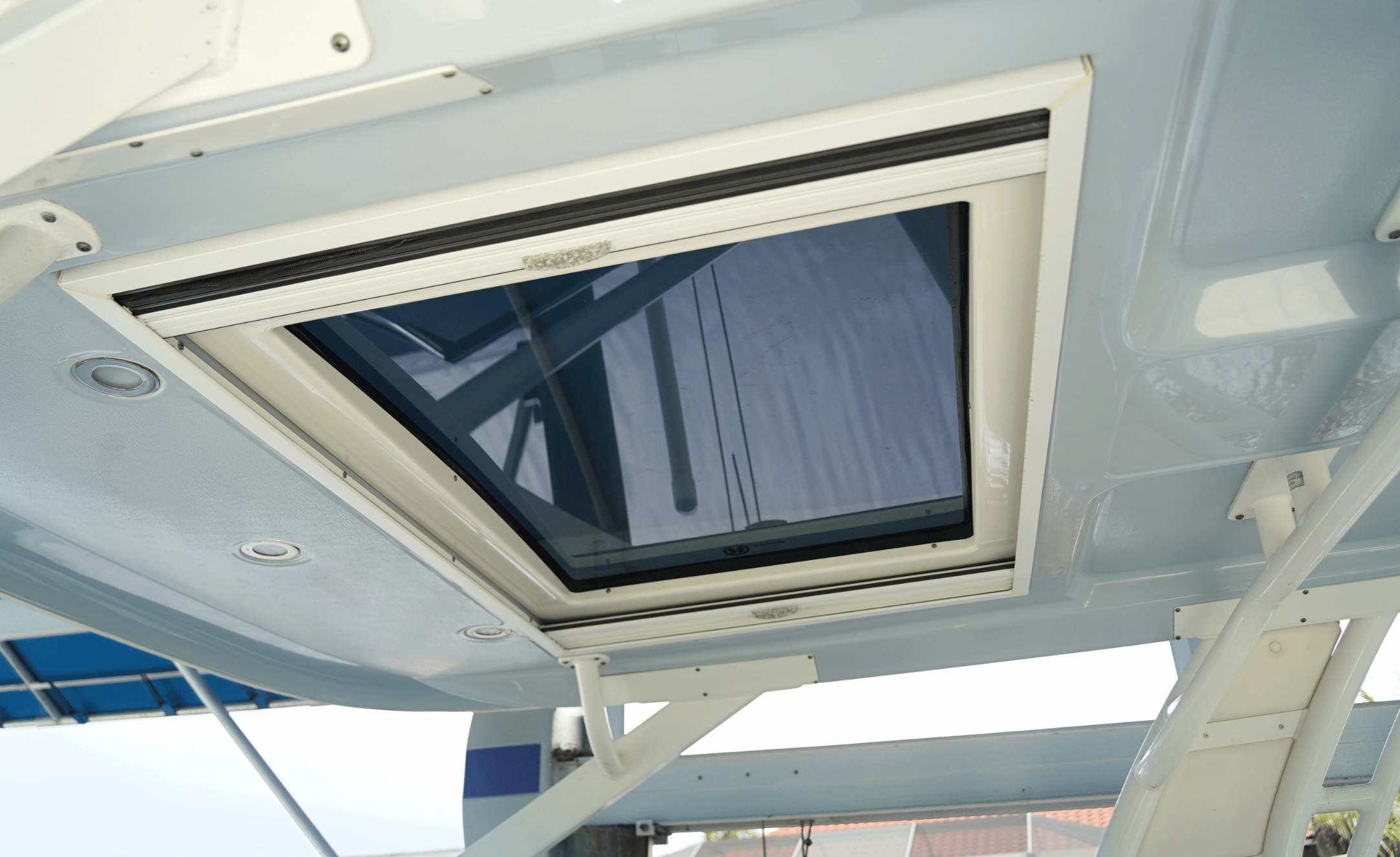 2021 CHAPARRAL 280 OSX - Image 31