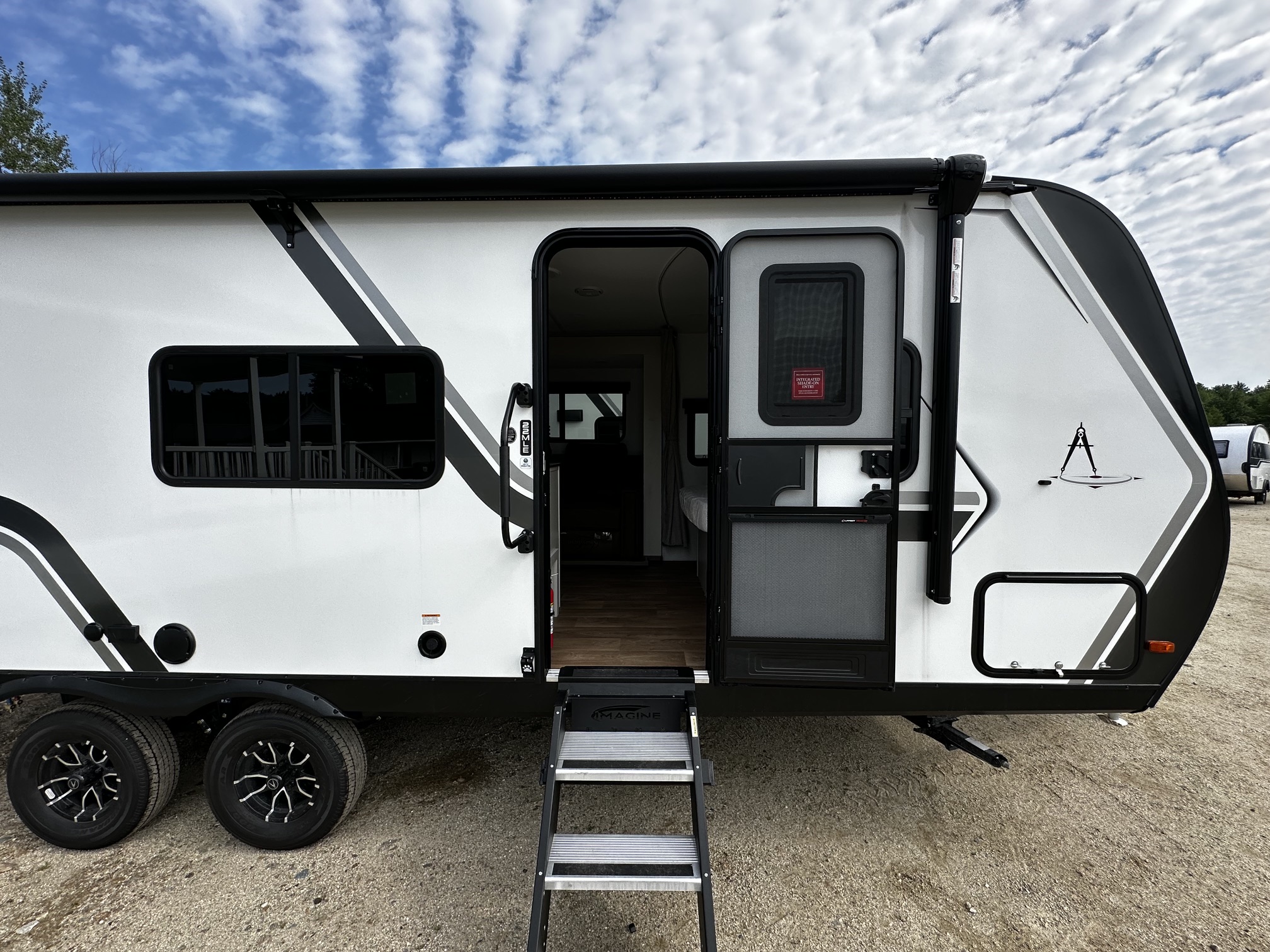 2027 Grand Design Imagine XLS 22MLE - Image 3