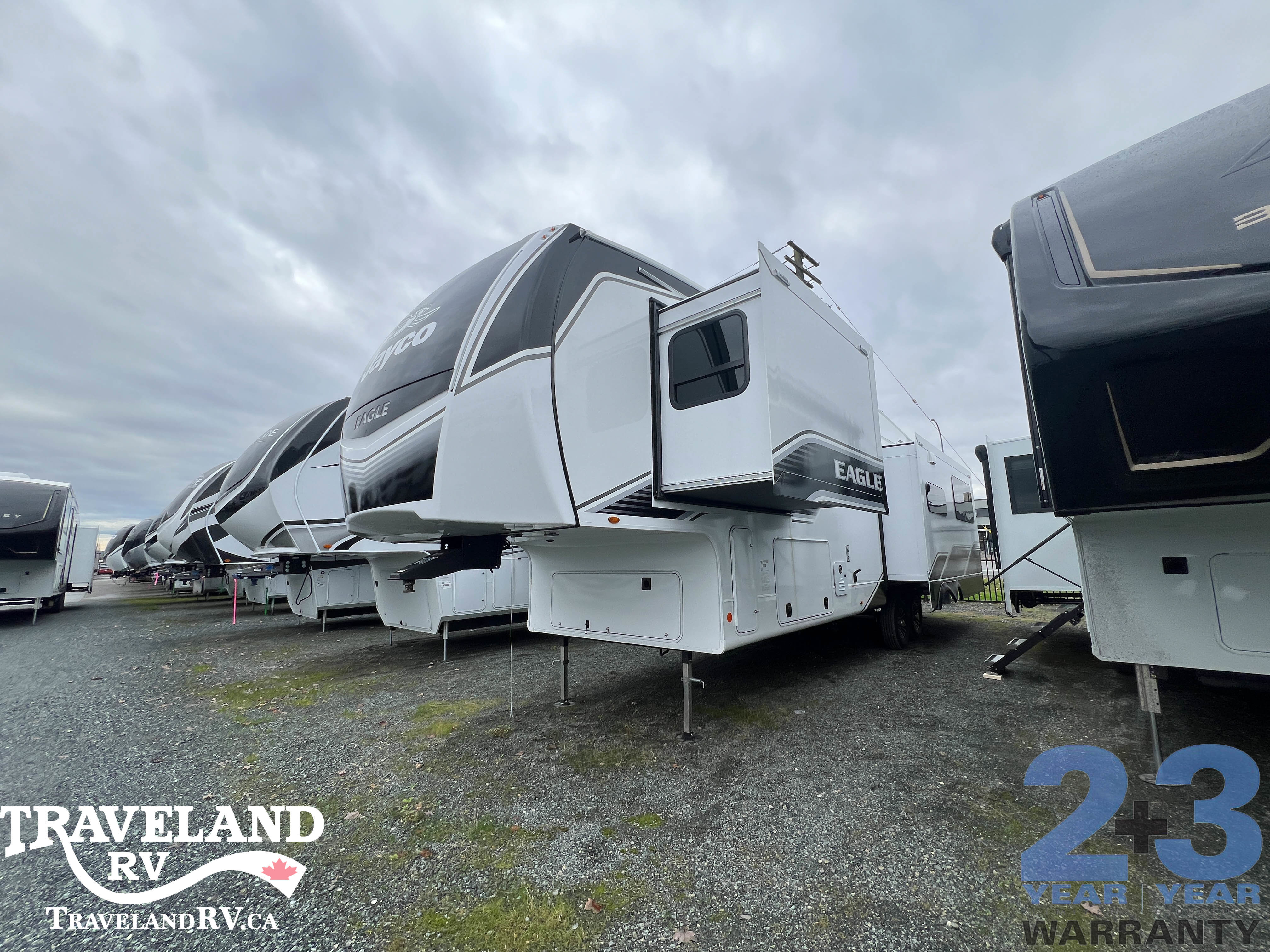 2026 Jayco Eagle 335LSTS - Image 5