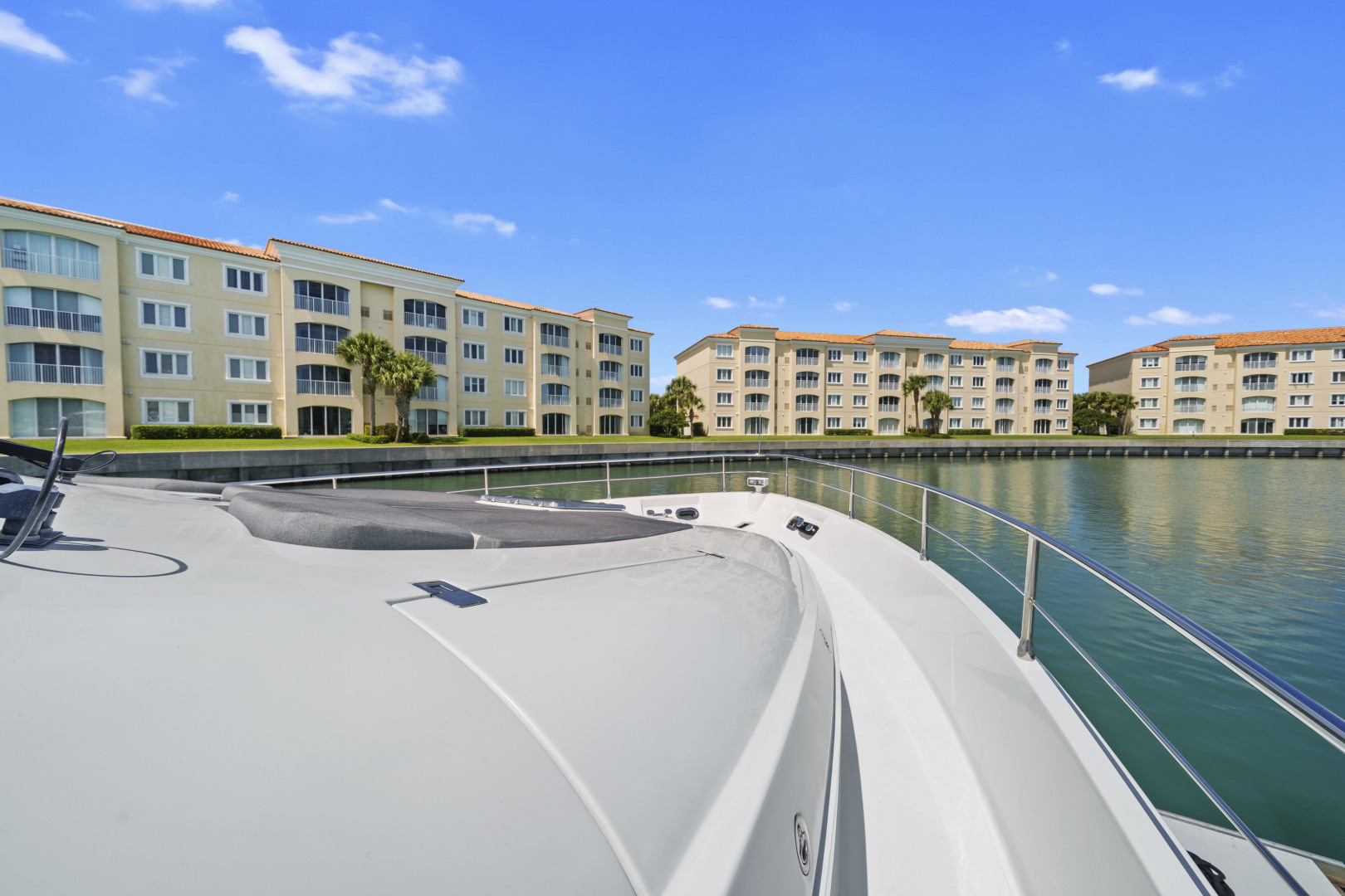 2006 Marquis 65 Pilothouse - Image 11