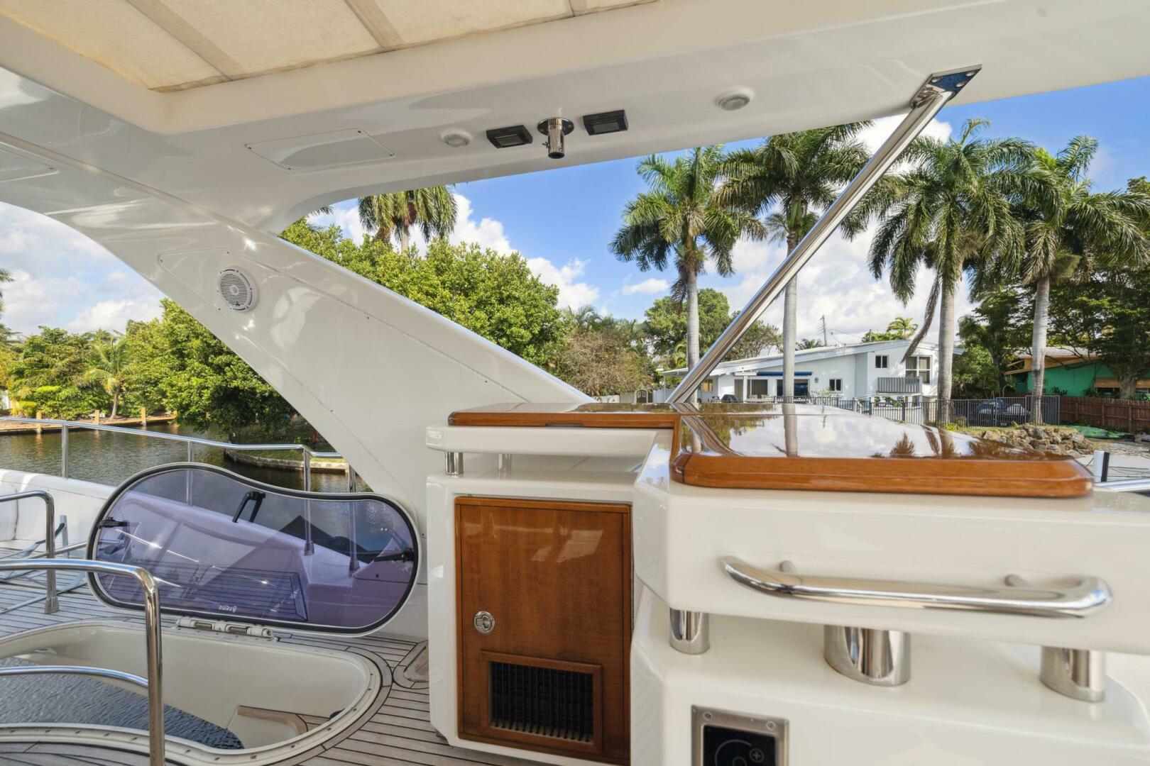 2013 Azimut 70 - Image 15