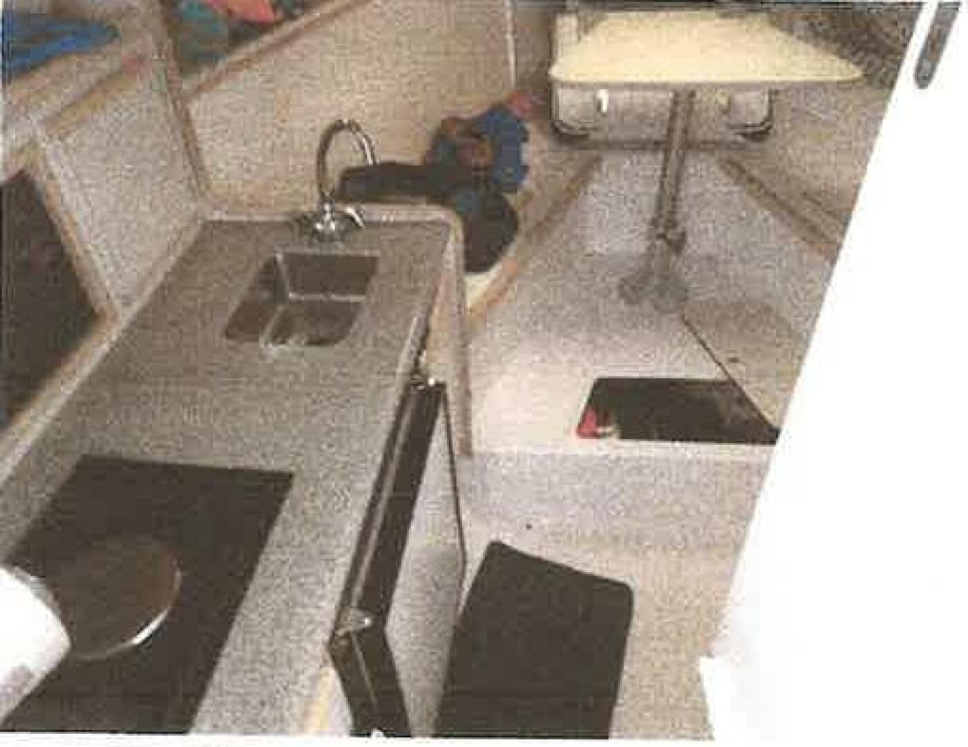 1994 Blackfin - Image 13