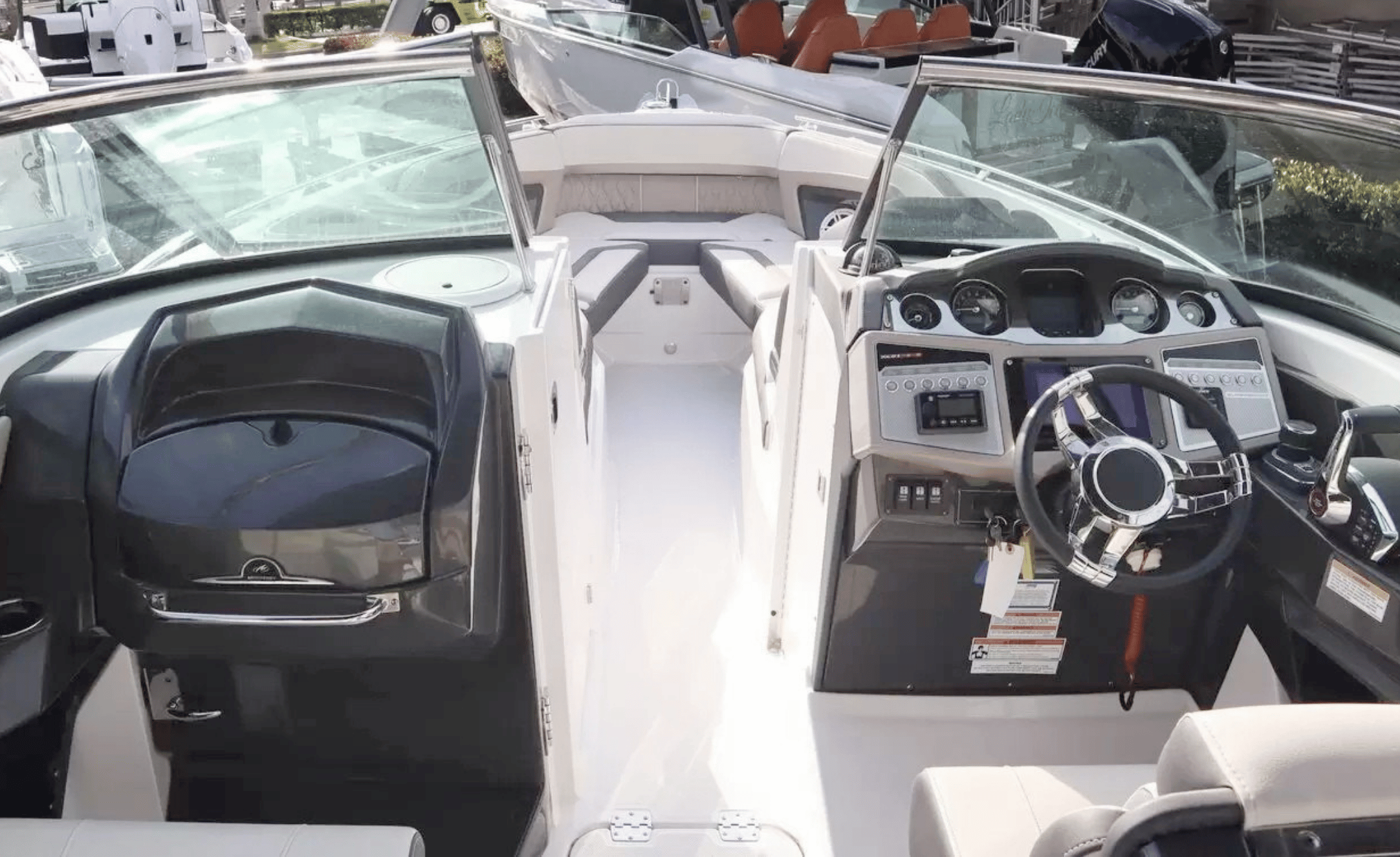 2024 Monterey 305SS - Image 6
