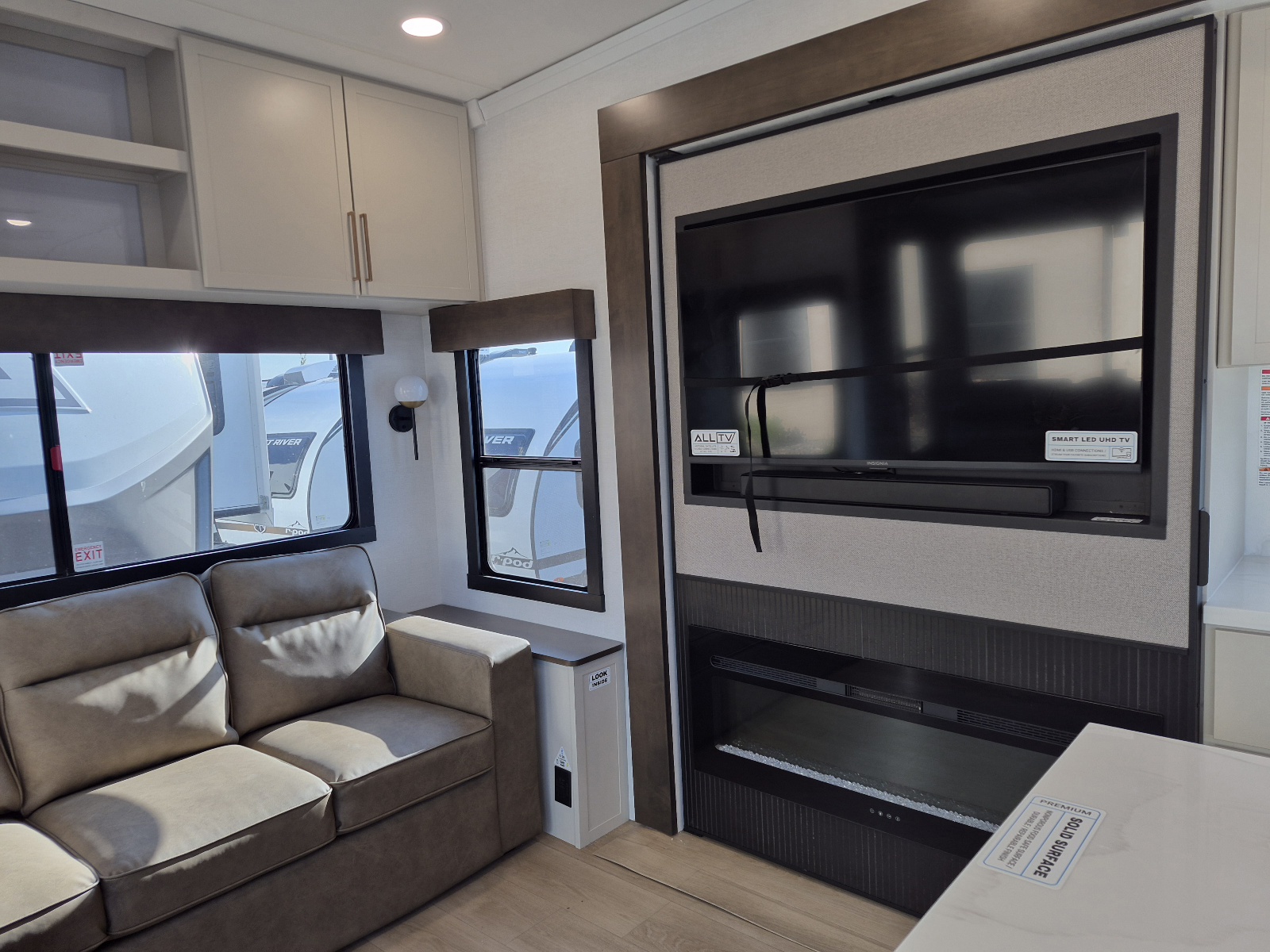 2027 Alliance RV PARADIGM 310RL - Image 7