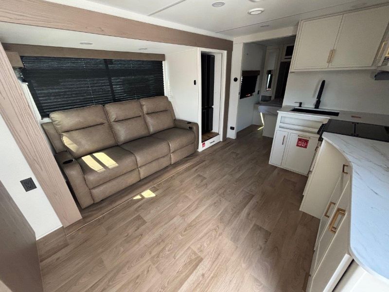 2026 Grand Design Transcend XPLOR 22RBX - Image 3