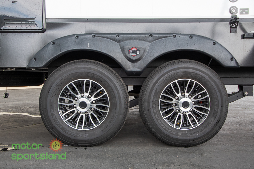 2026 KZ RV Durango Half-Ton D286BHD - Image 17
