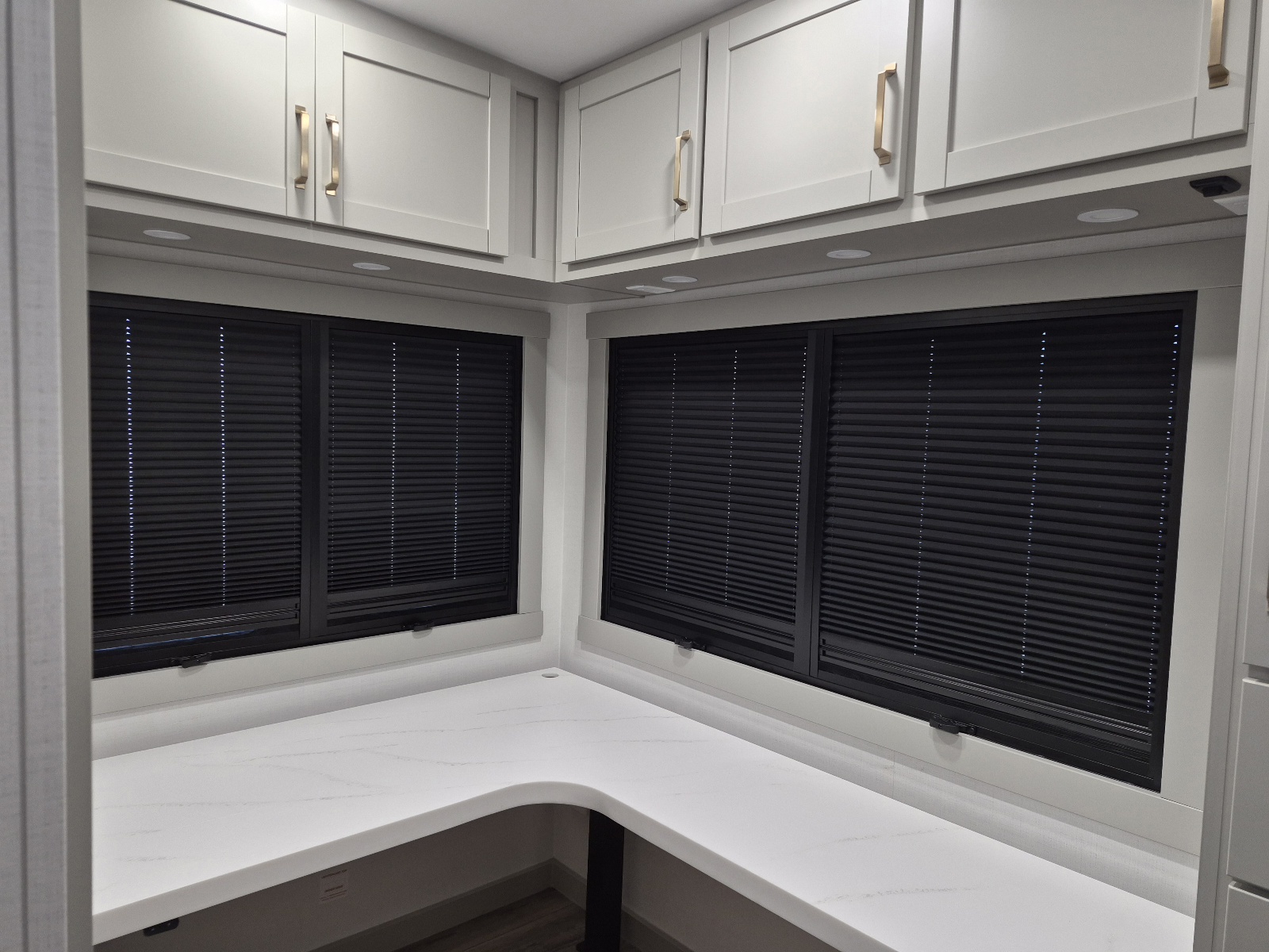 2027 Brinkley RV Model Z 3515 - Image 9