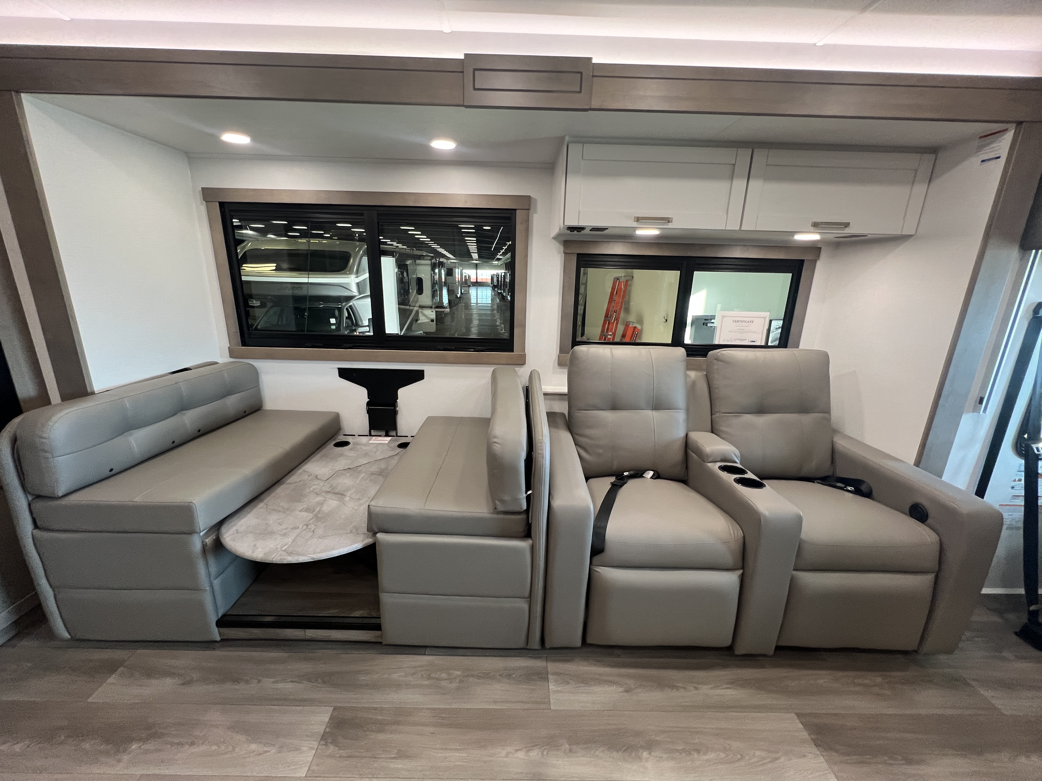 2027 Entegra Coach Vision XL 34G - Image 4