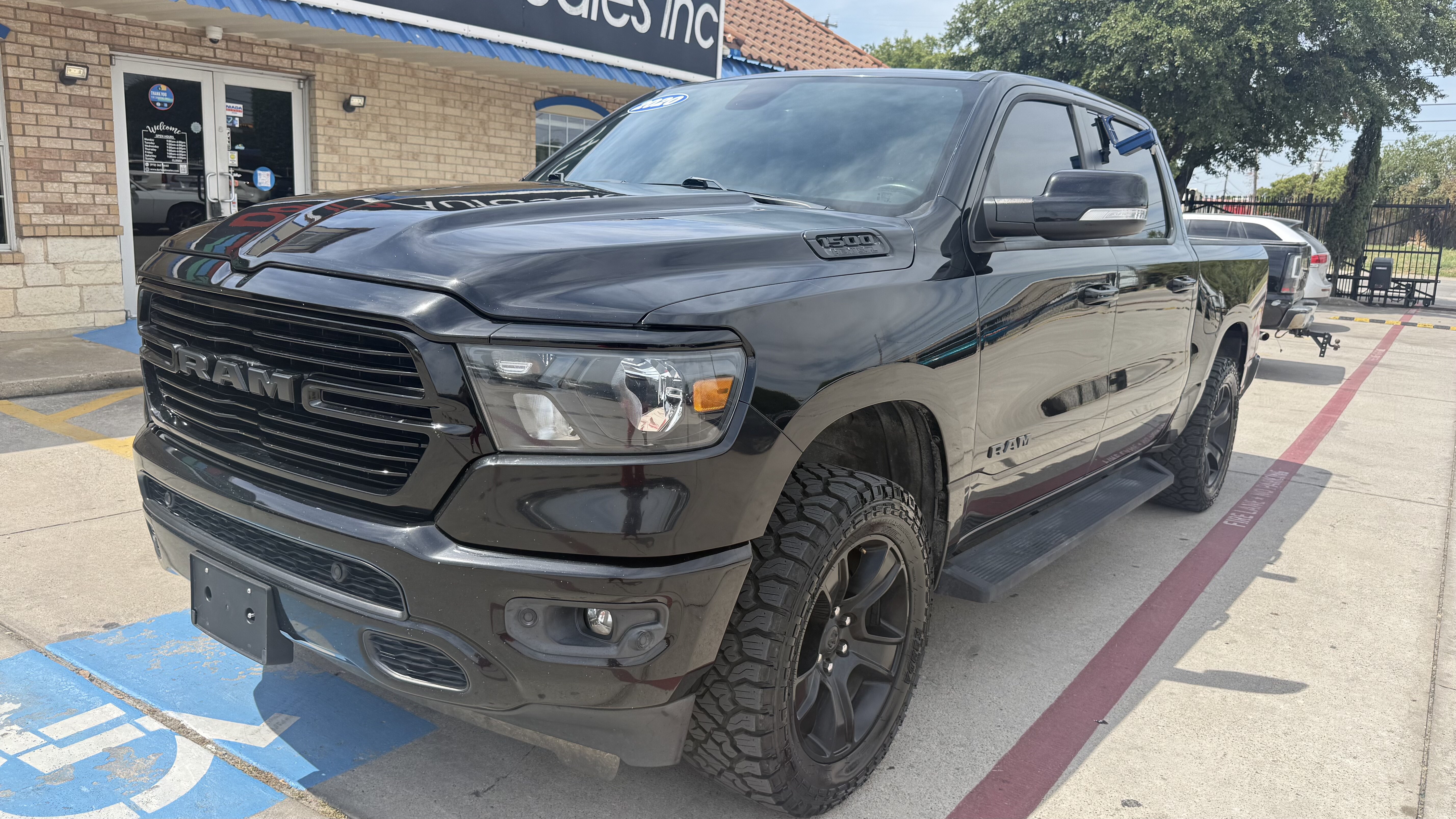 2020 Ram 1500 Pickup Crew Cab Bighorn/Lone Star 4WD - Image 1