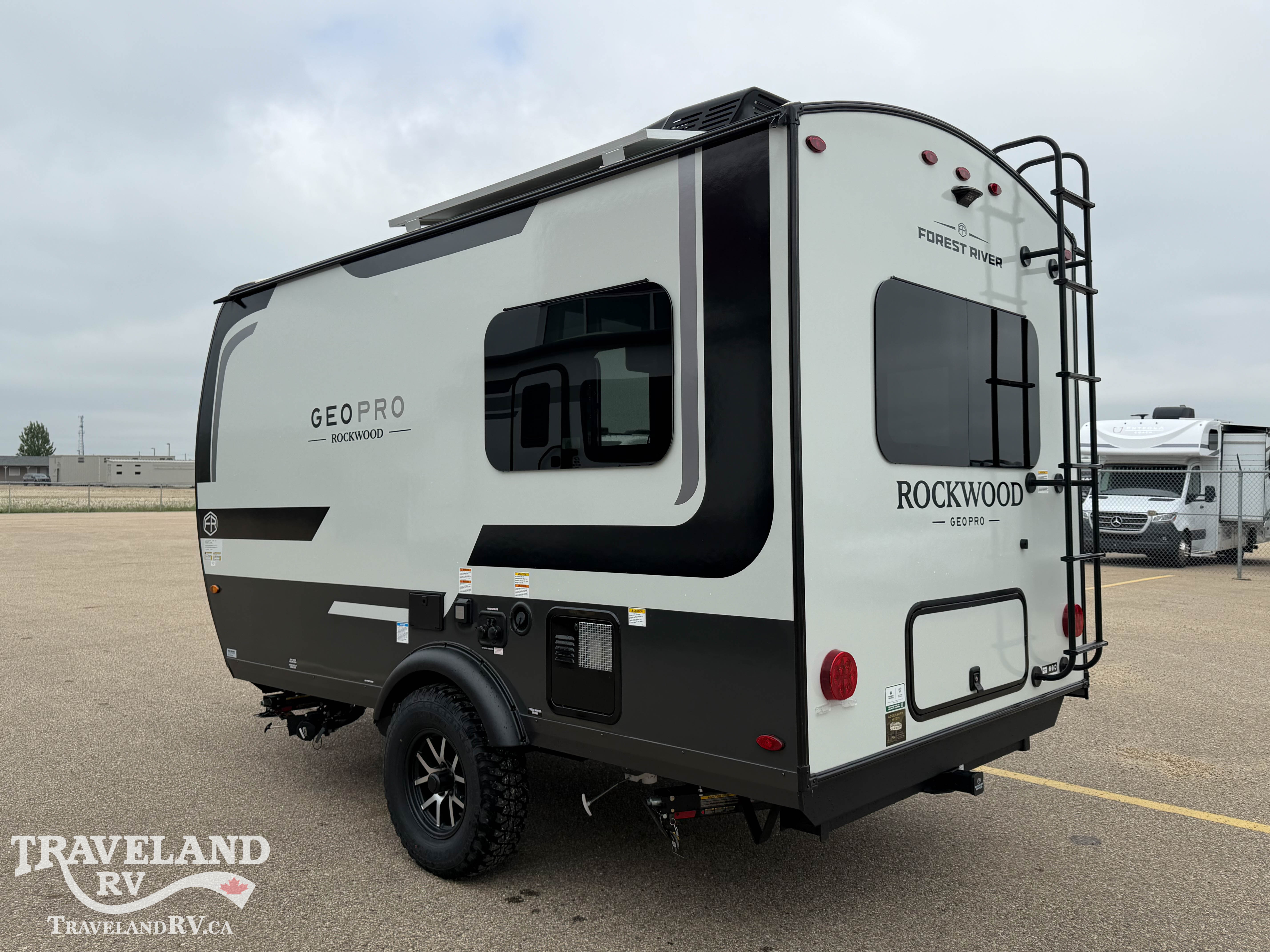 2026 Forest River Rockwood Geo Pro G15TB - Image 6