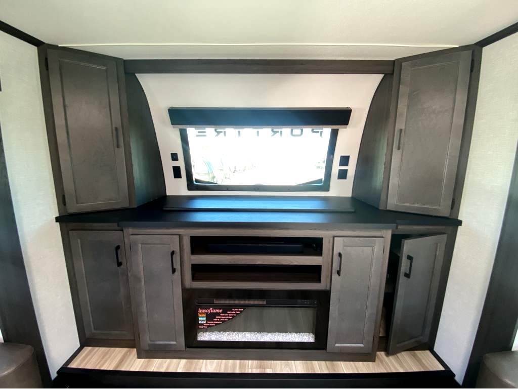 2026 VENTURE RV SPORTTREK 365VFL - Image 15