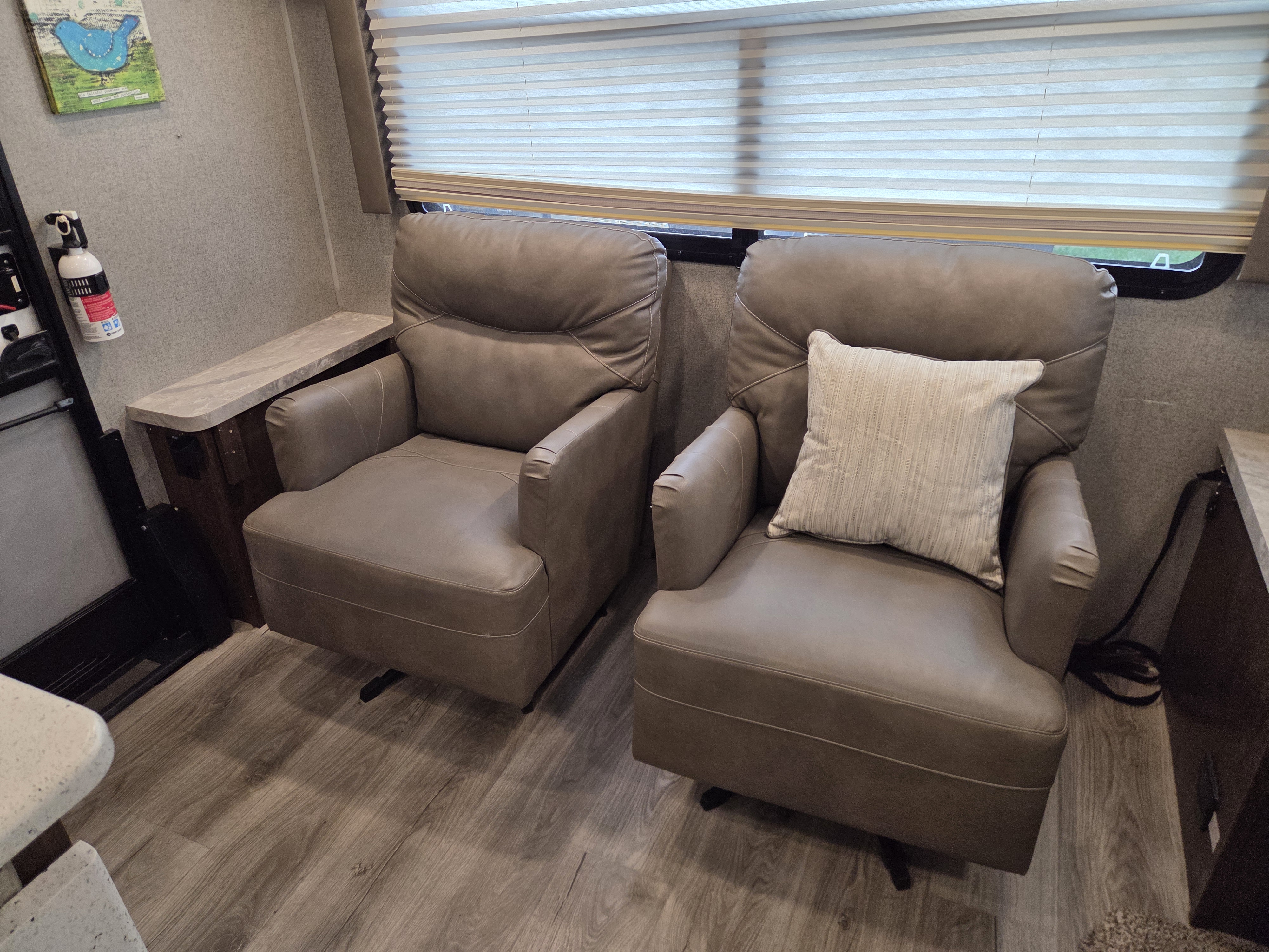2020 Forest River Flagstaff Super Lite 26RLSW - Image 6