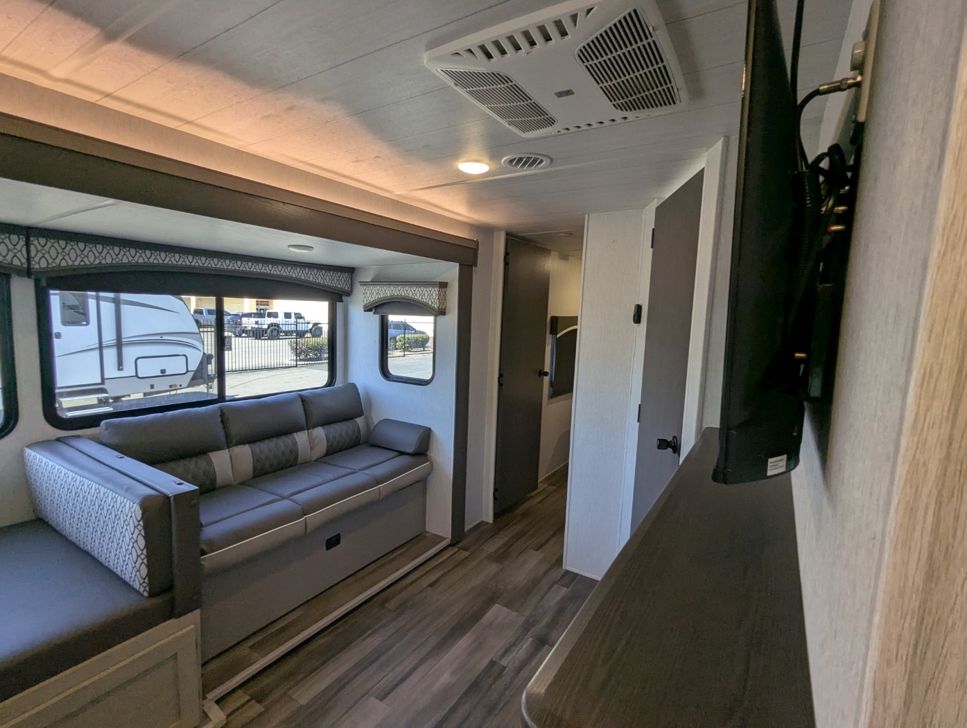 2024 Forest River EVO Southwest T2500 - Image 13