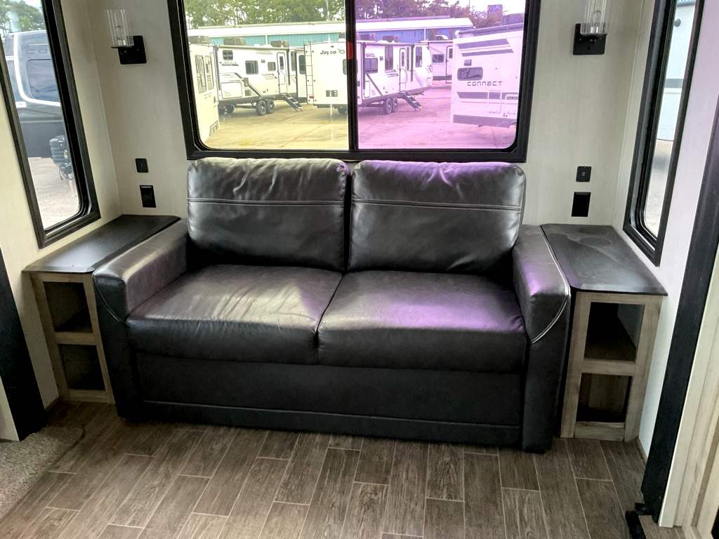 2022 FOREST RIVER ARTICWOLF M-3880 SUITE - Image 17