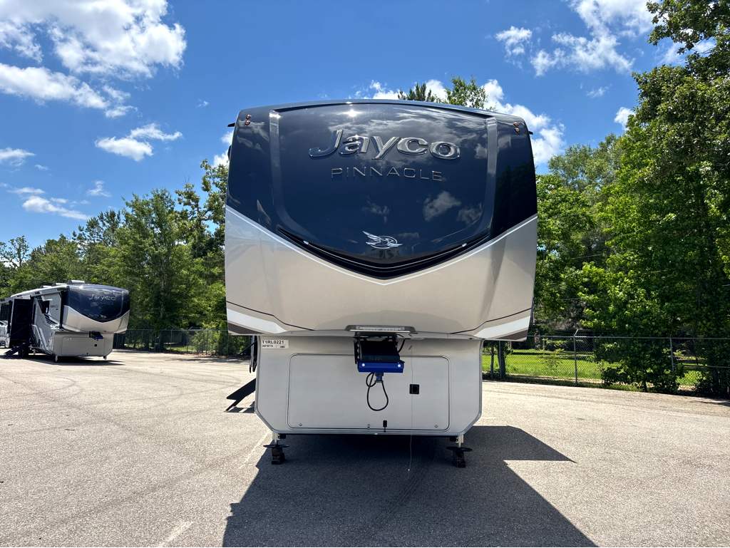2026 JAYCO PINNACLE 36FBTS - Image 2