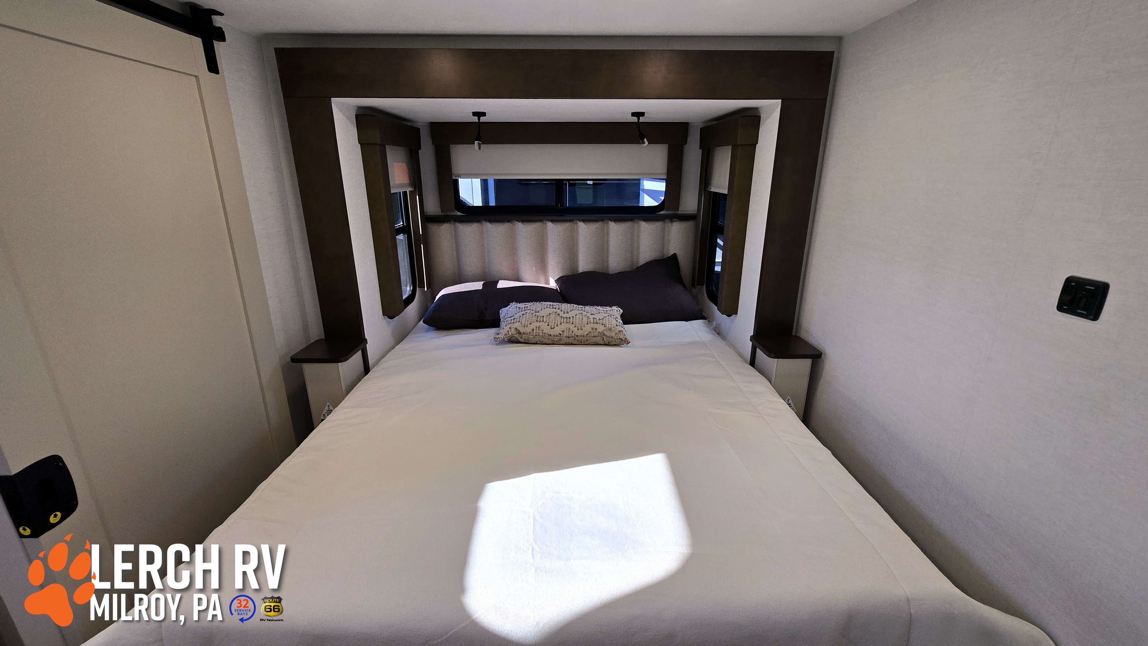 2027 Alliance RV Paradigm 395DS - Image 54