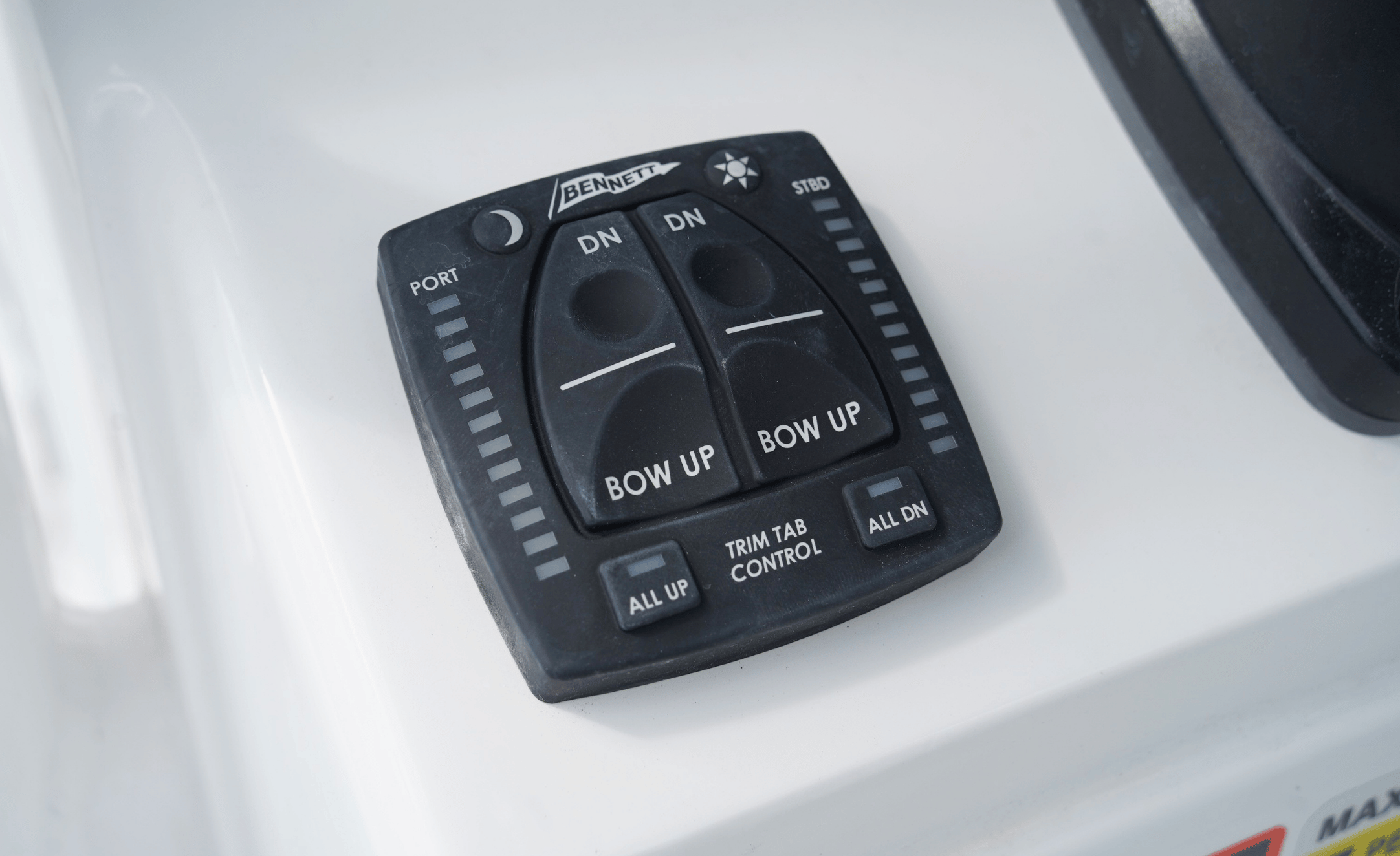 2027 SEA HUNT BX 22BR - Image 34