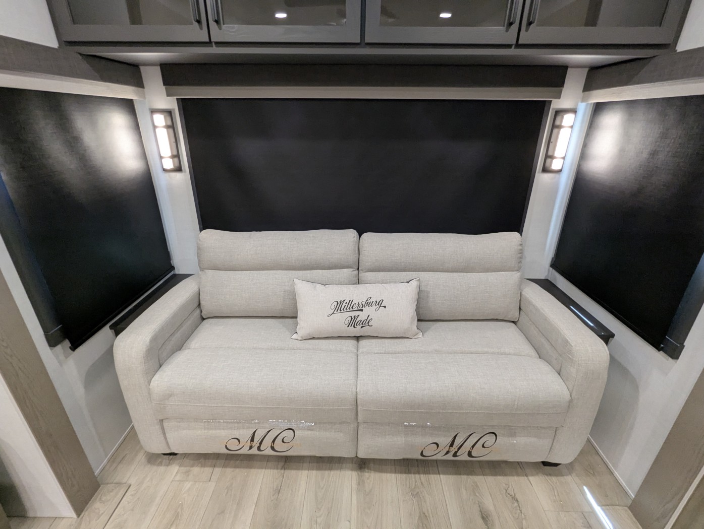2026 Forest River Rockwood Signature R361RLS - Image 23