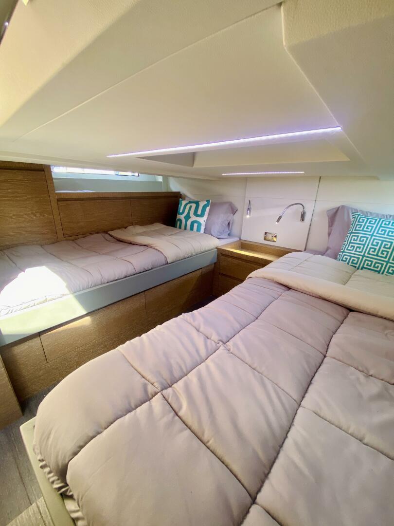 2020 Astondoa 377 - Image 37