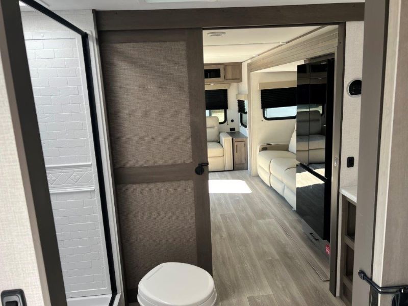 2026 Grand Design Transcend 245RLT - Image 12