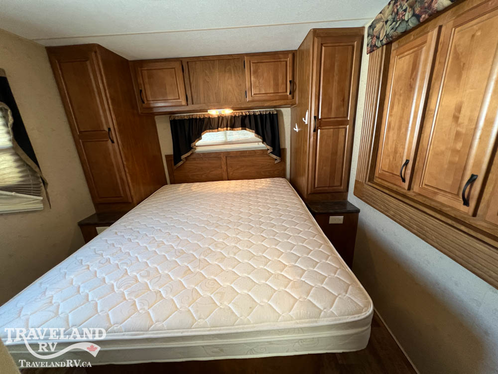2012 OUTDOORS RV TIMBER RIDGE 250FLS HANDYMAN SPECIAL - Image 25