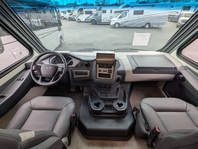 2025 Coachmen Euro 25LE - Image 8