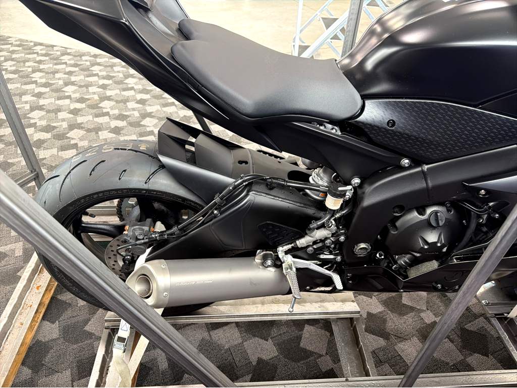 2026 Yamaha YZF-R6 RACE • 1 of 130 Final Year - Image 9