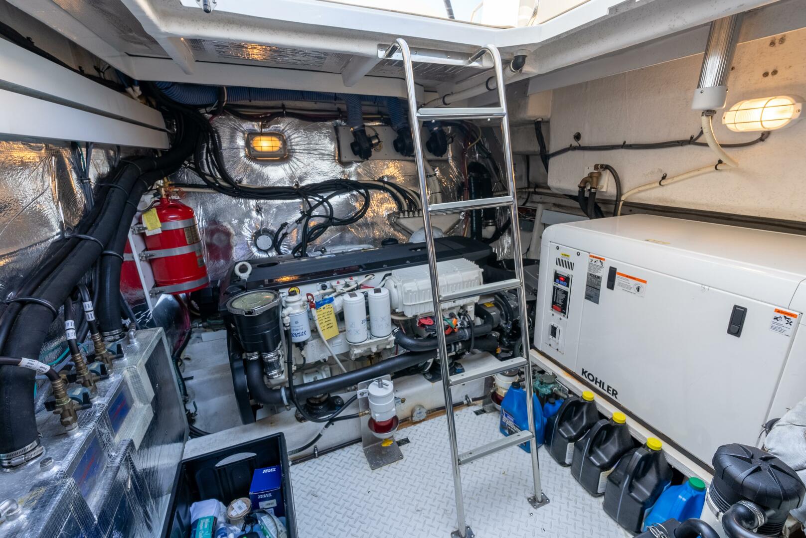 2013 CRUISERS 48 Cantius Base - Image 41