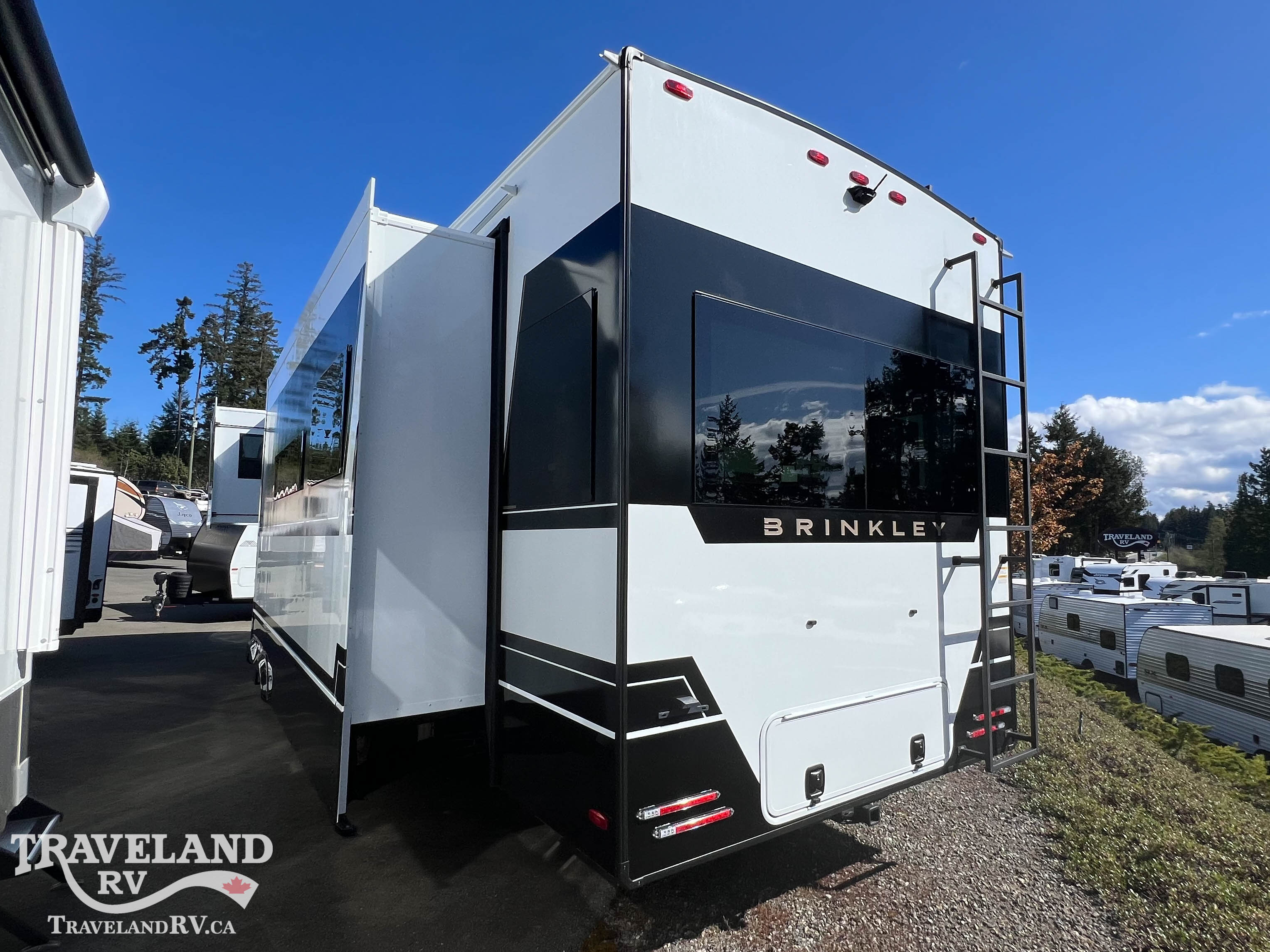 2026 Brinkley RV Model Z 3600 - Image 4