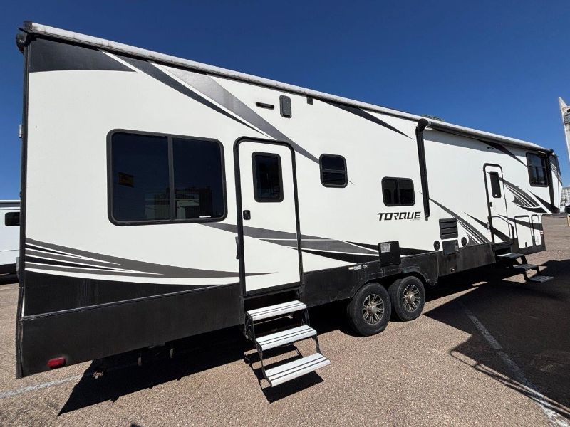 2019 Heartland Torque TQ 327 - Image 4