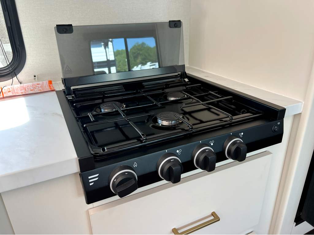 2027 GRAND DESIGN TRANSCEND 335BHT - Image 11