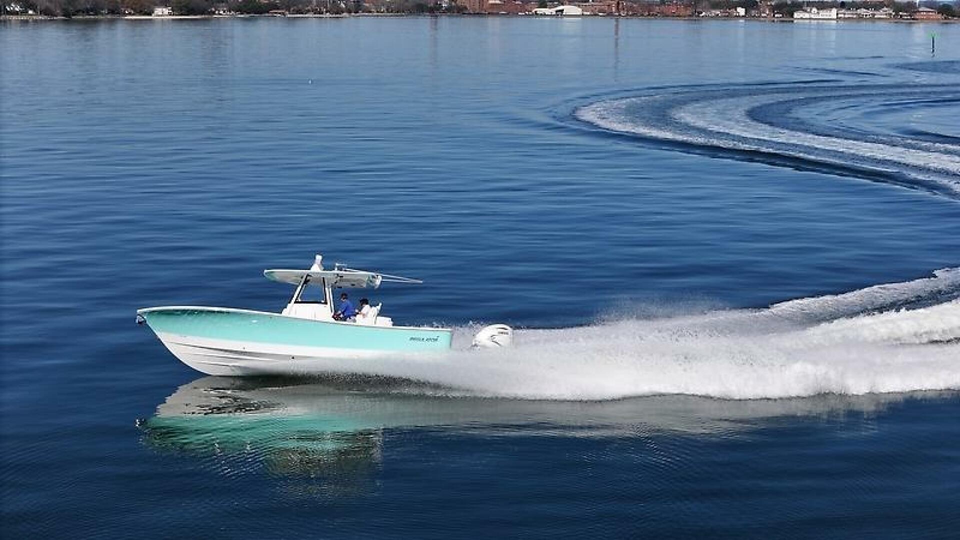 2022 Regulator 31 FS - Image 4