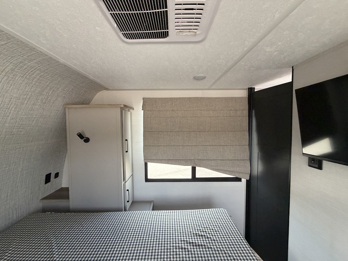 2025 FOREST RIVER VIBE 2600RK - Image 34