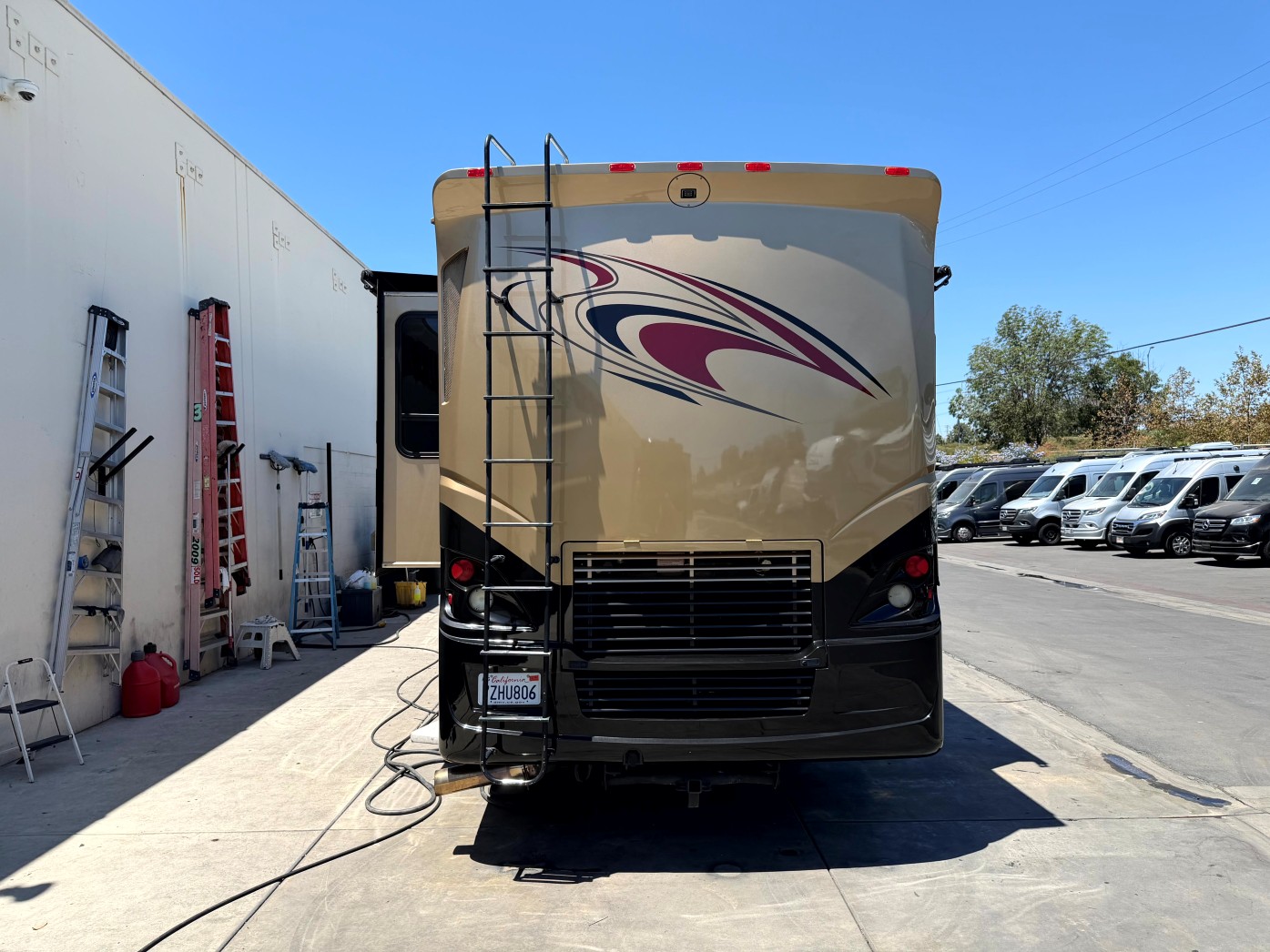 2007 Newmar Ventana 3933 - Image 4
