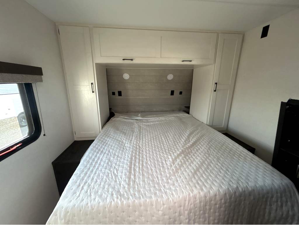 2026 VENTURE RV SIENNA 231VRK - Image 15