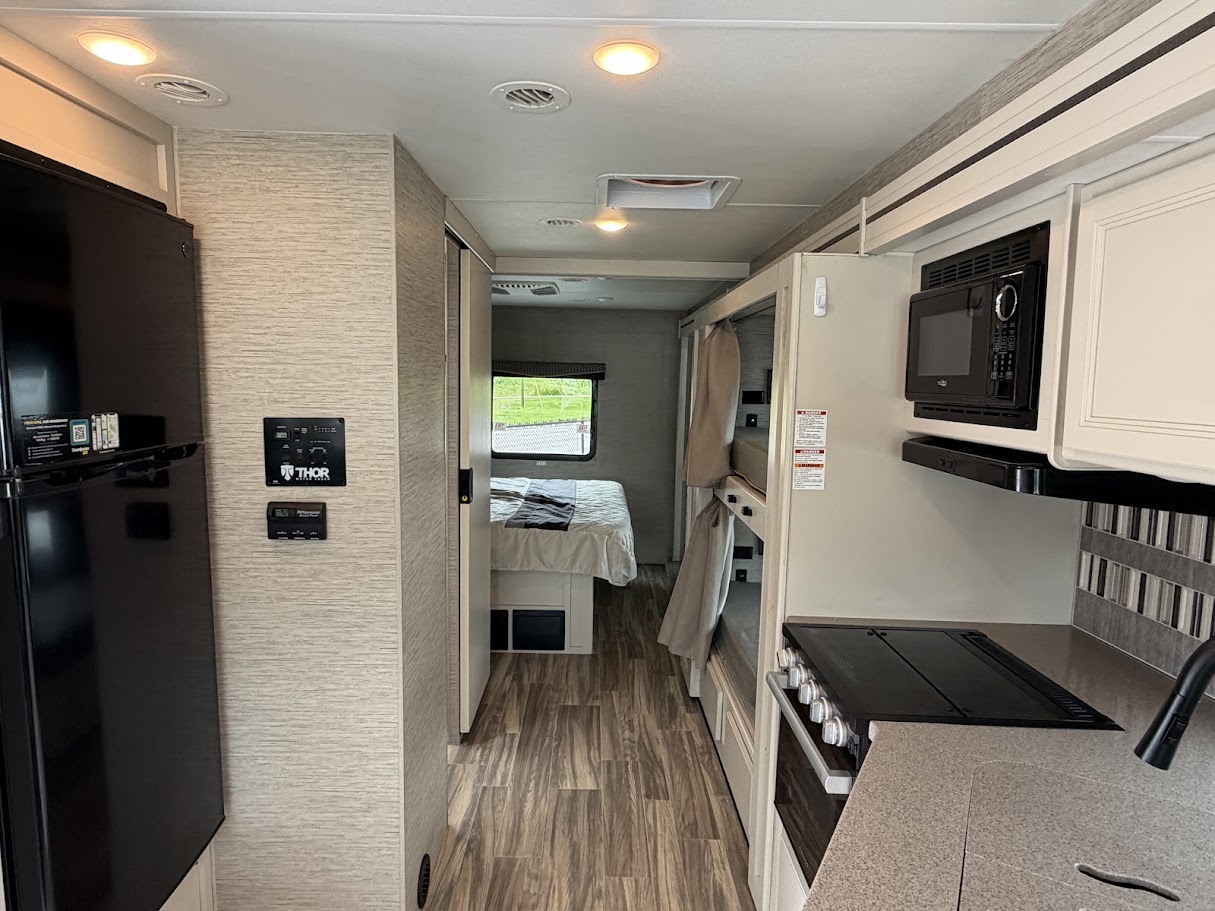2023 THOR MOTOR COACH ACE 32B - Image 15